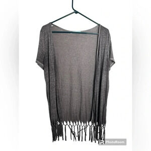 Maurices Size Large Gray T-shirt material Shrug